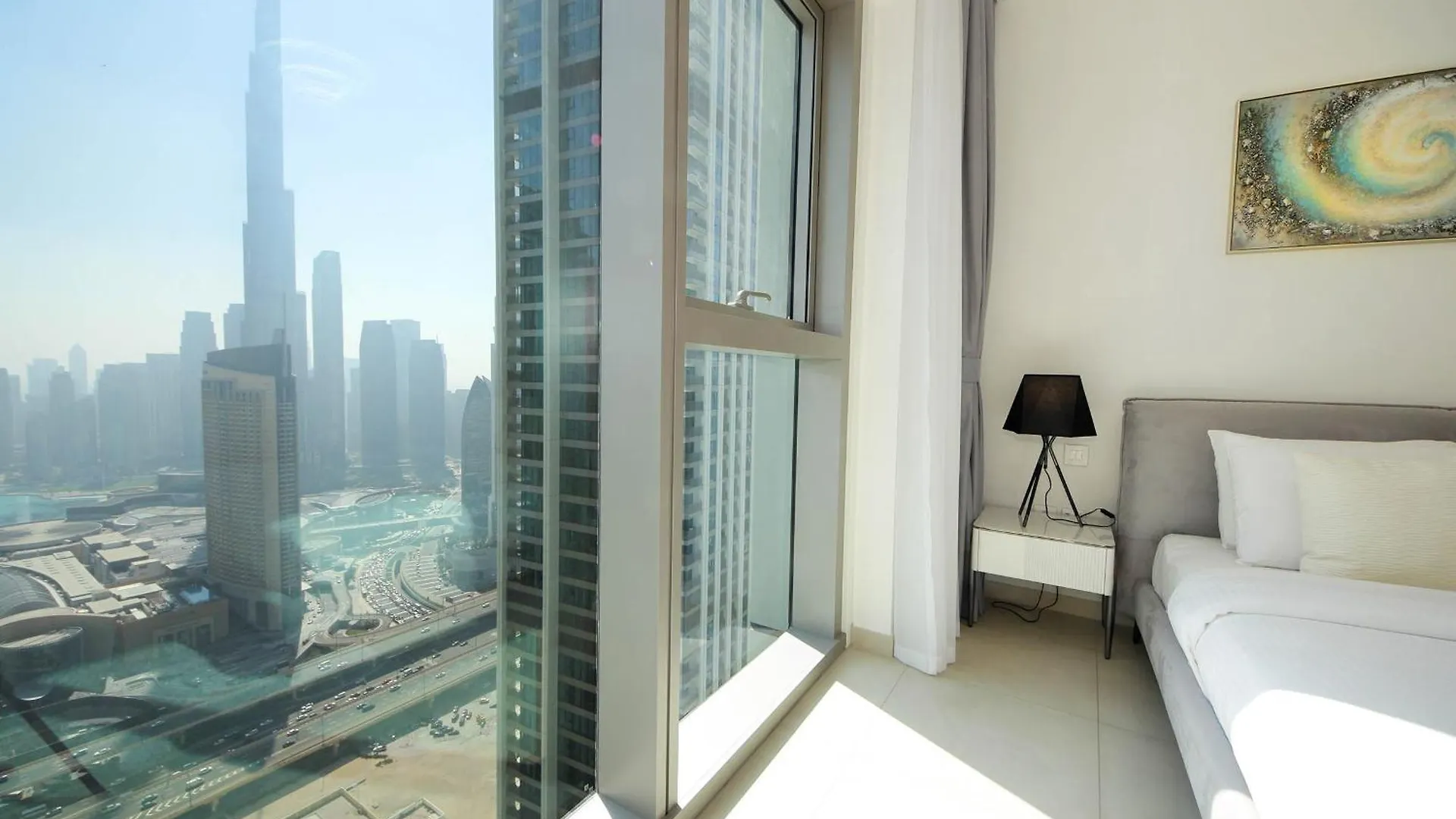 Silk Valley -2-Bedroom Downtown Views